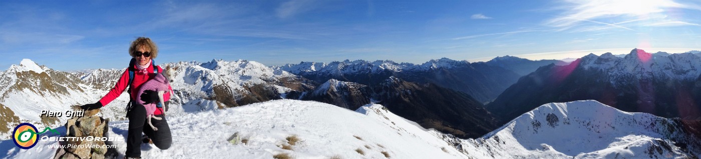 71 Panoramica dalla cima del Valegino verso l'Arete.jpg